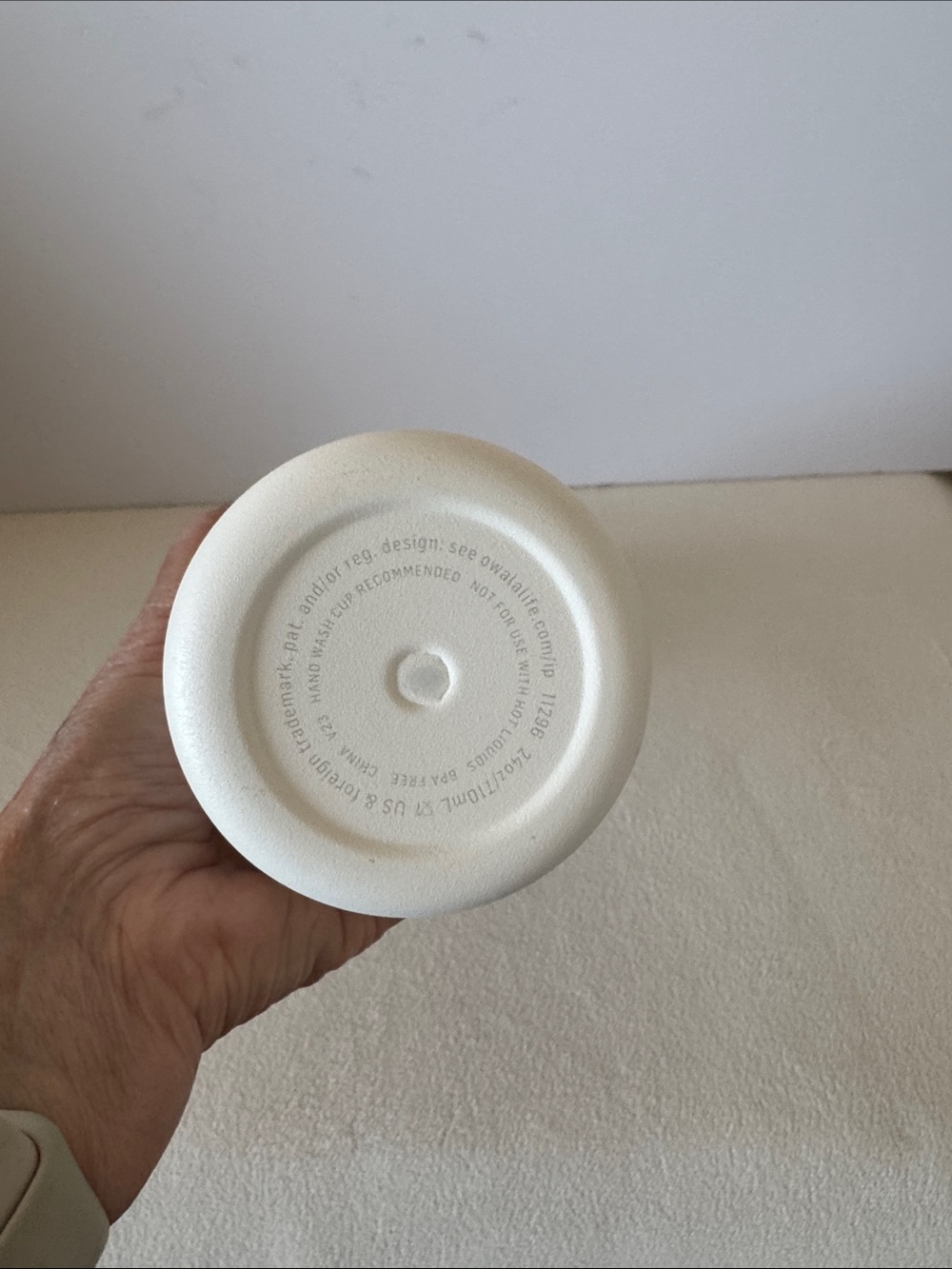 Owala water bottle - Picture 4 of 10